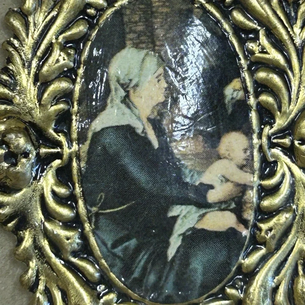 cameo woman child